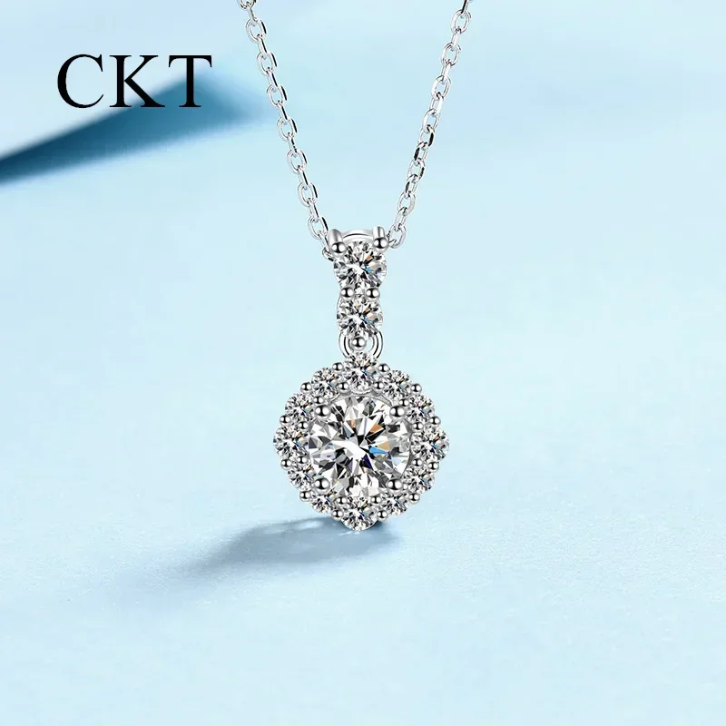 

18K White Gold Platinum Pt950 1 Carat Moissanite Necklace for Women Diamond Bubble Round Pendant Light Luxury Chain Jewelry