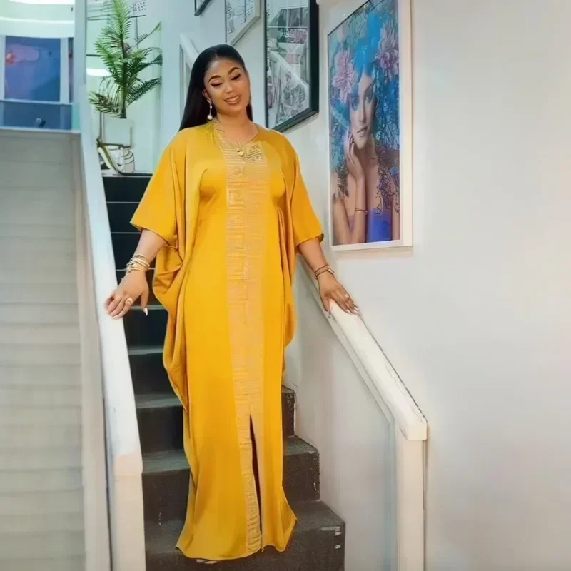 Boubou personalizzato Robe Africain Femme Abiti 2025 Dashiki di alta qualità Diamanti bianchi Manica lunga a pipistrello O-Collo Maxi abiti a vestaglia