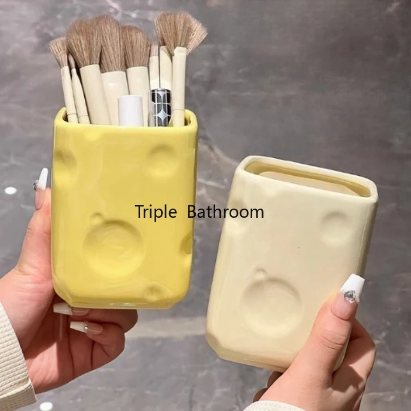 1pc Ceramic Toothbrush Cup Makeup Brush Storage Cup Esktop Storage Box Office Pen Holder Home Decoration Excluding Makeup Brush