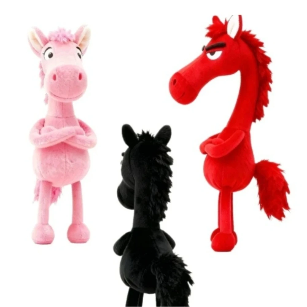 Mascotte de cheval porte-bonheur du nouvel an 2026, peluche de cheval noir haut de gamme de Style froid, ornement suspendu de sac tendance et cadeau du nouvel an