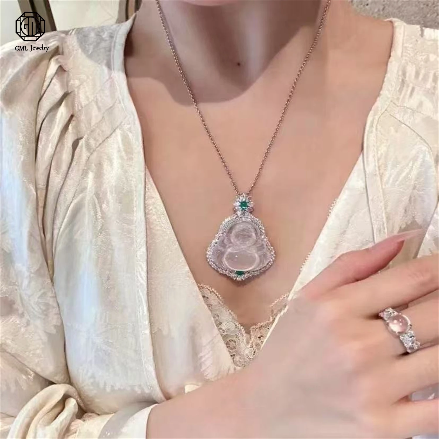 

Натуральный белый халцедоновый агатовый кулон Будда с циркониевым акцентом под желтое золото, имитация нефрита, ожерелье для женщин на удачу