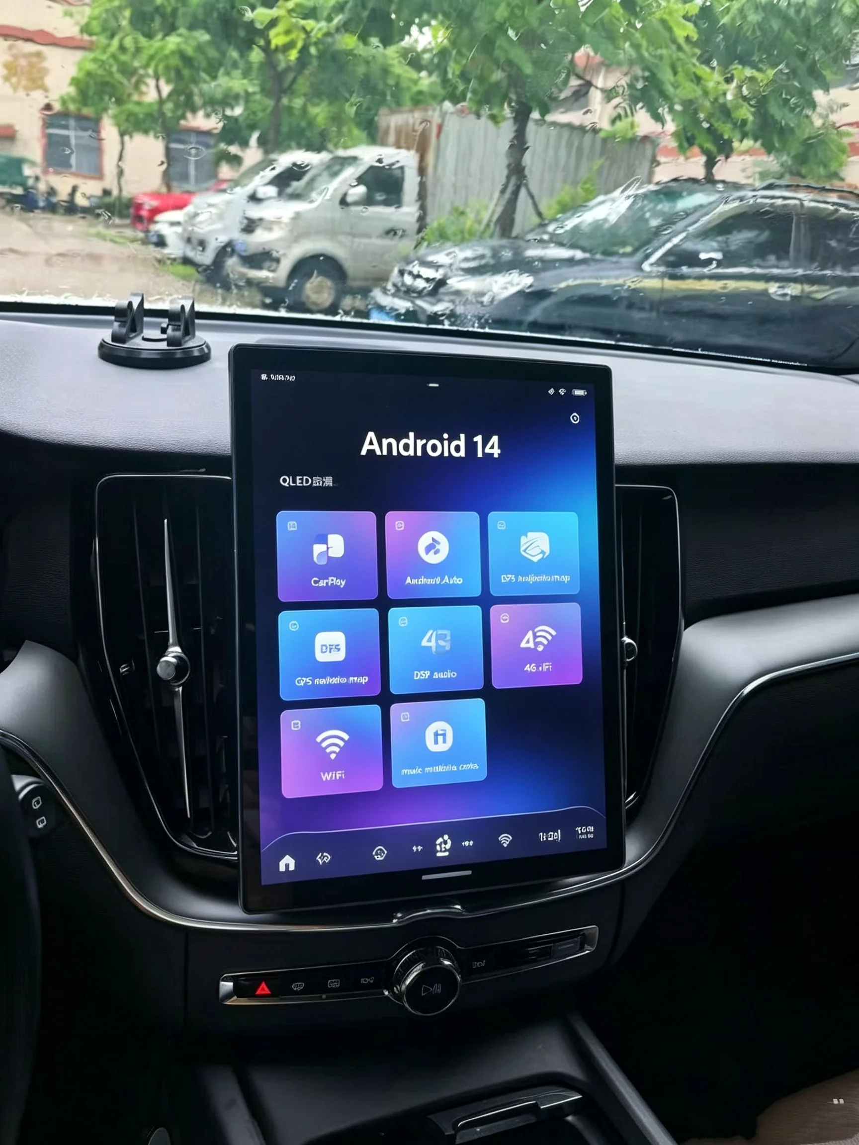 12.1 inch For Volvo XC40/XC60/XC90/S60/S90/V60/V90 CarPlay Android Radio Smart Screen With GPS Smart Features Multimedia Player