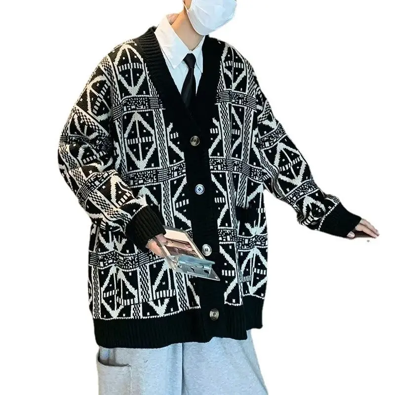 فضفاض V-Ne الرجال محبوك سترة سترة الخريف الشتاء عادية Sle اليابانية الرجعية العصرية العلامة التجارية Harajuku الرياح تريكو Jaet