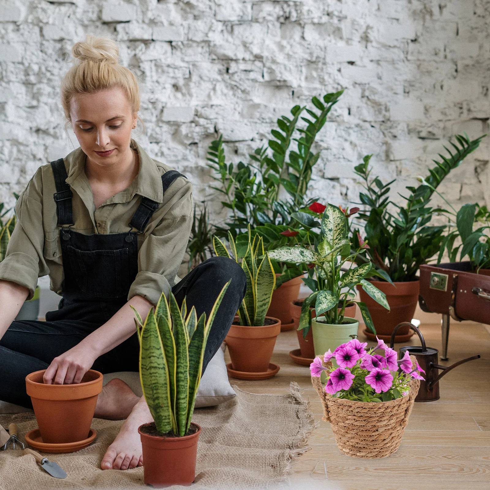 

Woven Flower Basket With Handle Indoor Outdoor Plant Planter Natural Style Storage For Flowers Plants Sundries
