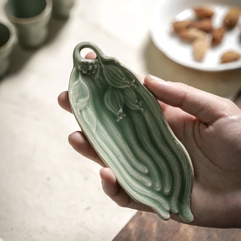 

Hand-Carved Plum Celadon Tea Kung Fu Tea Set Accessories, Bergamot Tea, Lotus Tea Spoon, Yue Kiln