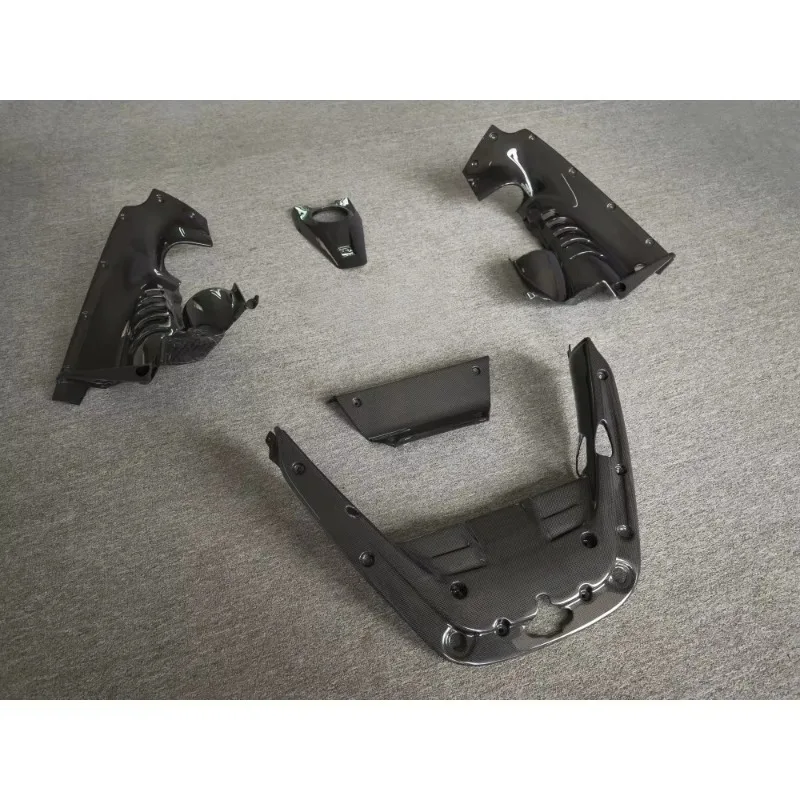 New Design OEM Style Dry Carbon Fiber Engine Compartment Protective Cover, Cabin Cover Body Kit Suitable for Ferrari SF90
