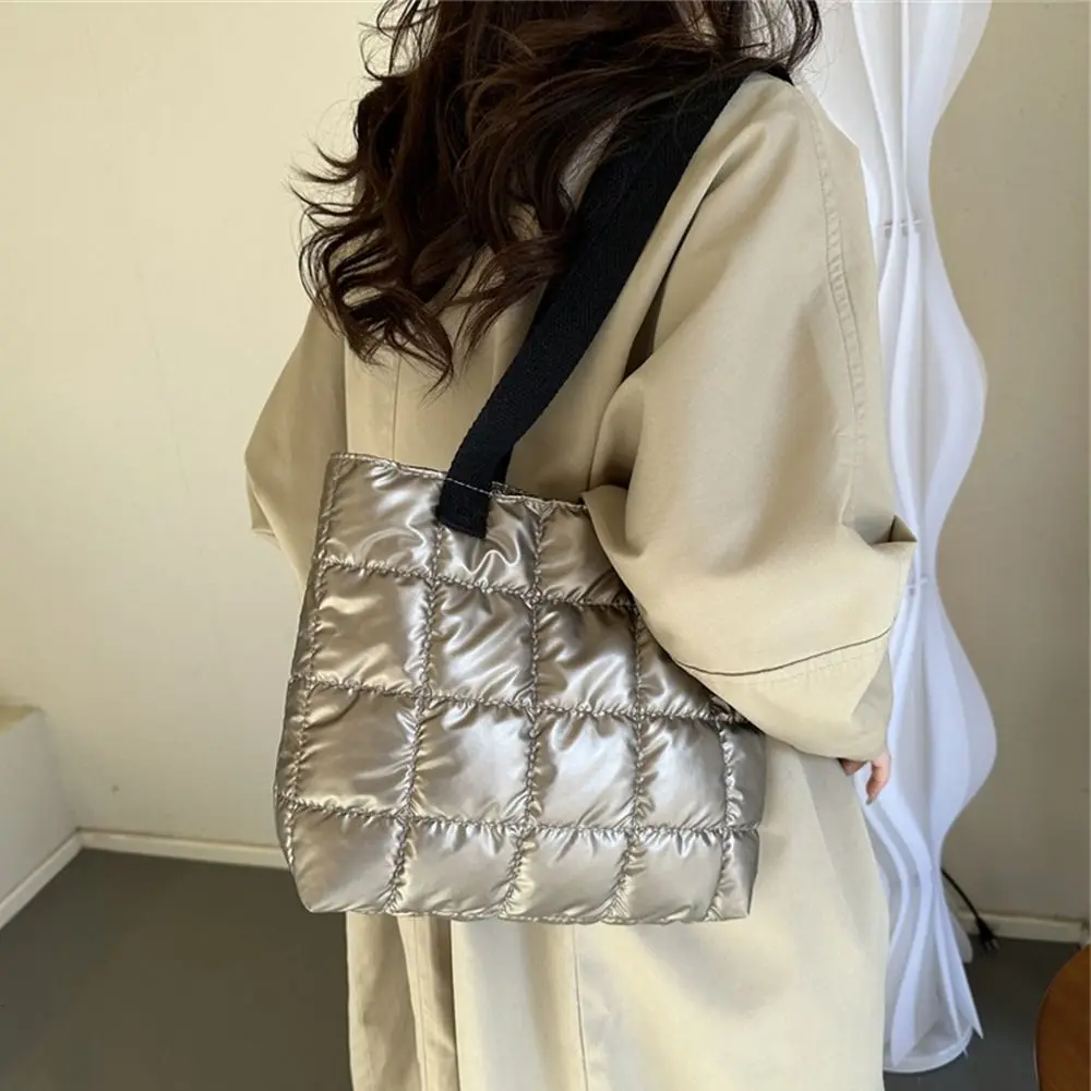 Women Retro Personality Large Capacity Quilted Shoulder Bags Casual Solid Color Handbags Down Cotton Padded Tote Shopping Bags