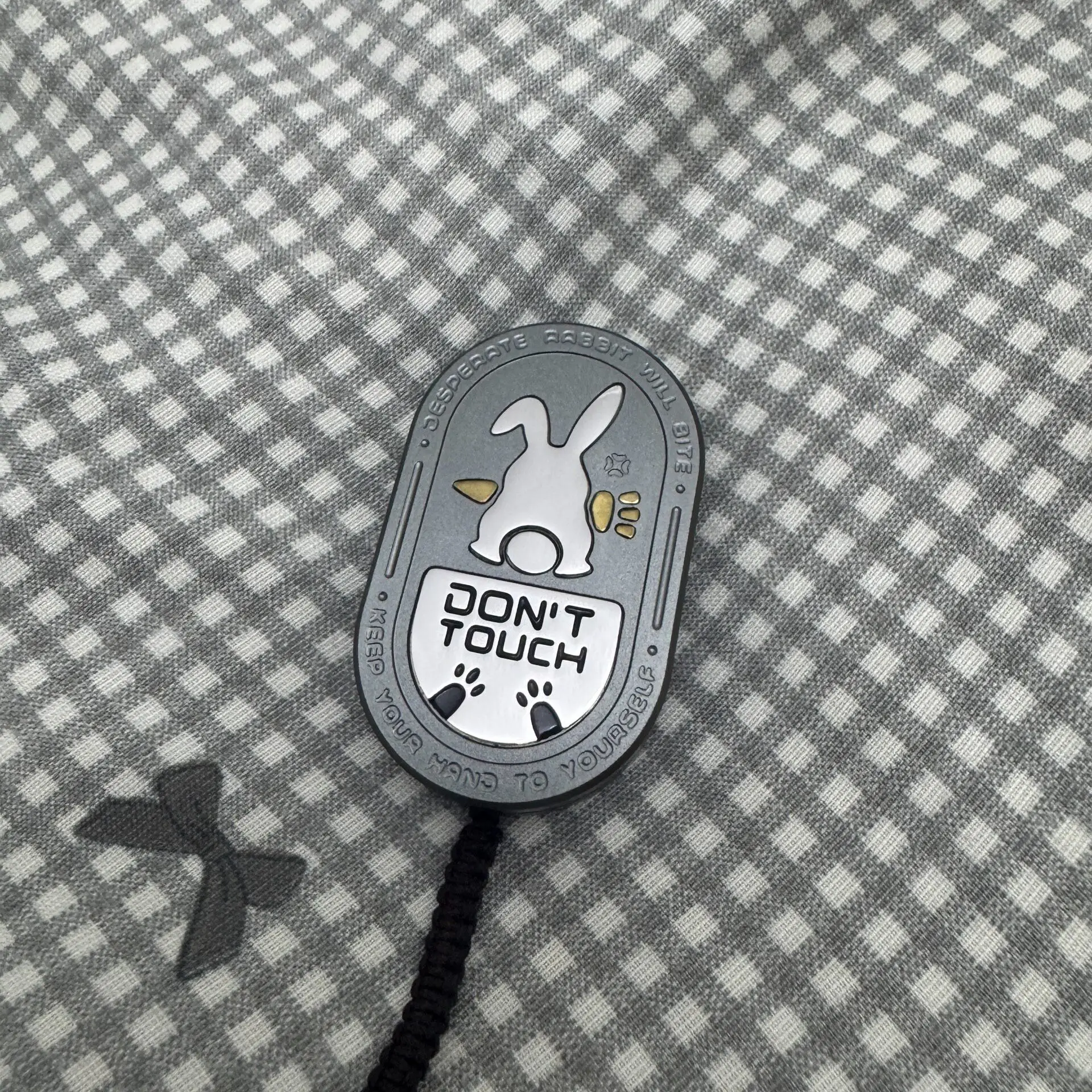 Б/у Yiqi Aluminum Alloy Grumpy Rabbit Rhythm edc