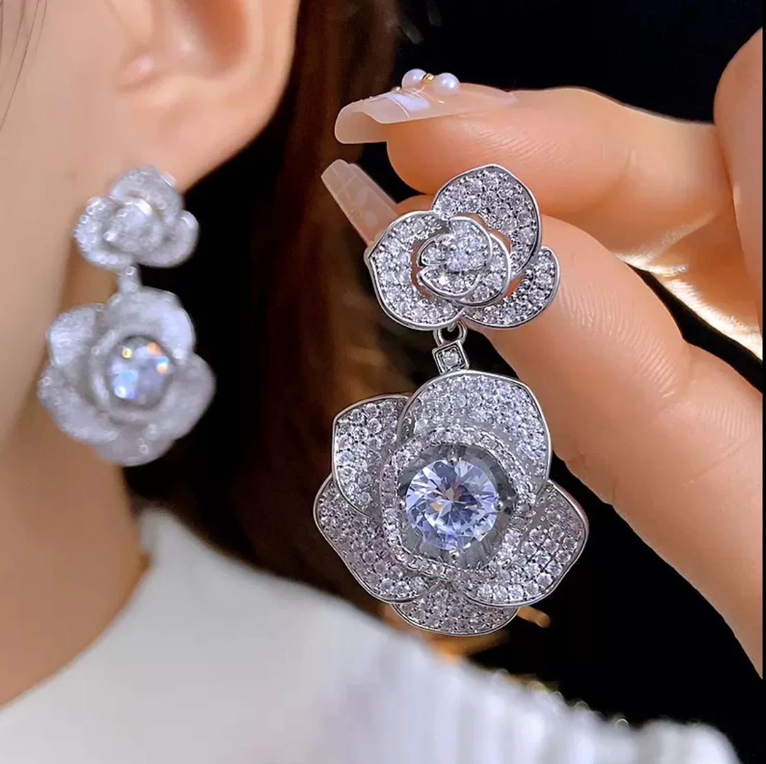 

Luxury heavy duty flower earrings with micro zircon stylish ear studs high-sensitivity stereo camellia earrings for women