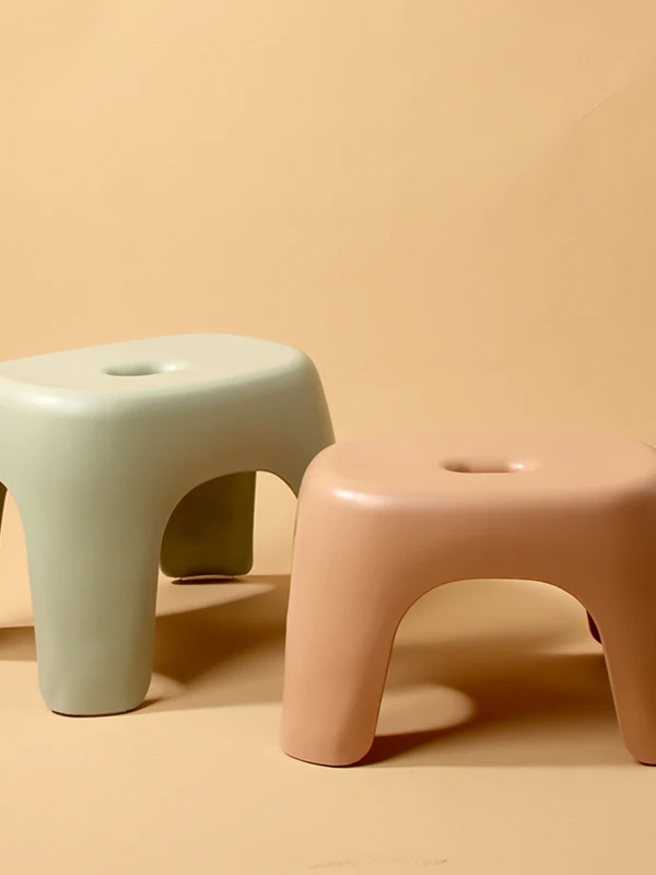 thickened-plastic-short-stool-durable-bath-room-baby-children-bathing-anti-slip-stool-home-use-utility-simple-practical-style