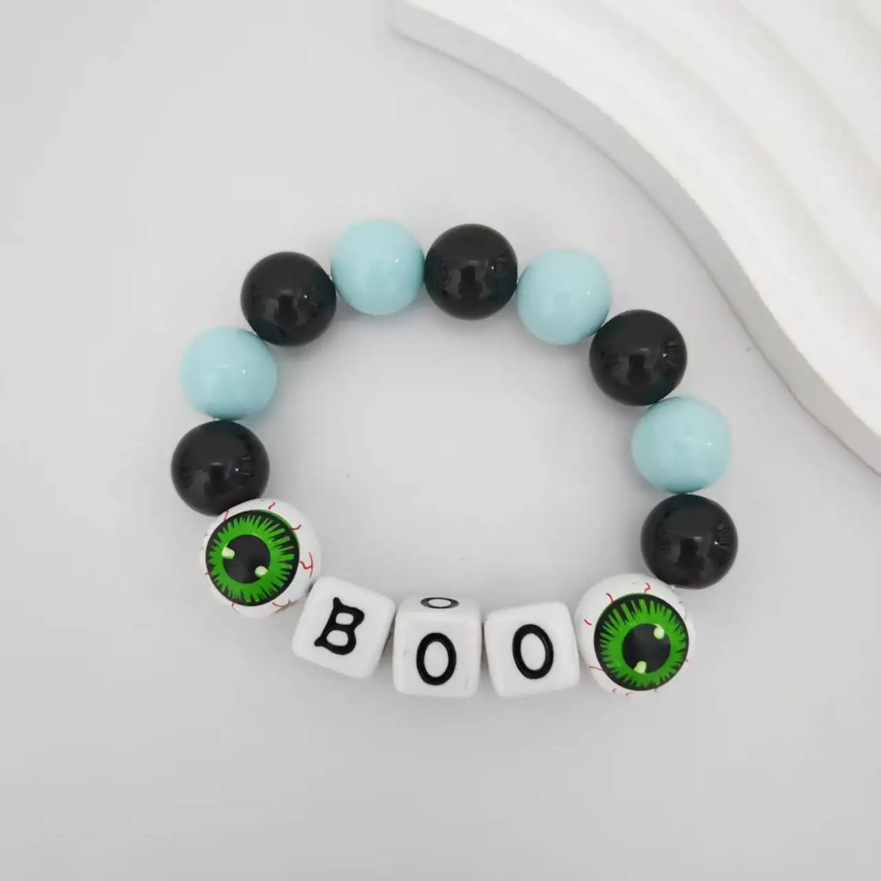 

Cute Acrylic Black Blue Bead With Eyeball Bracelet Boo Letters Customized Bead Bracelets For Women Men Girls Halloween