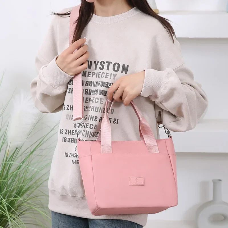 XINXIANG Women's Large Capacity Tote Bag 2024 New Lightweight Handheld Bag Trendy Casual Handheld Lunch Bag Designer Bag