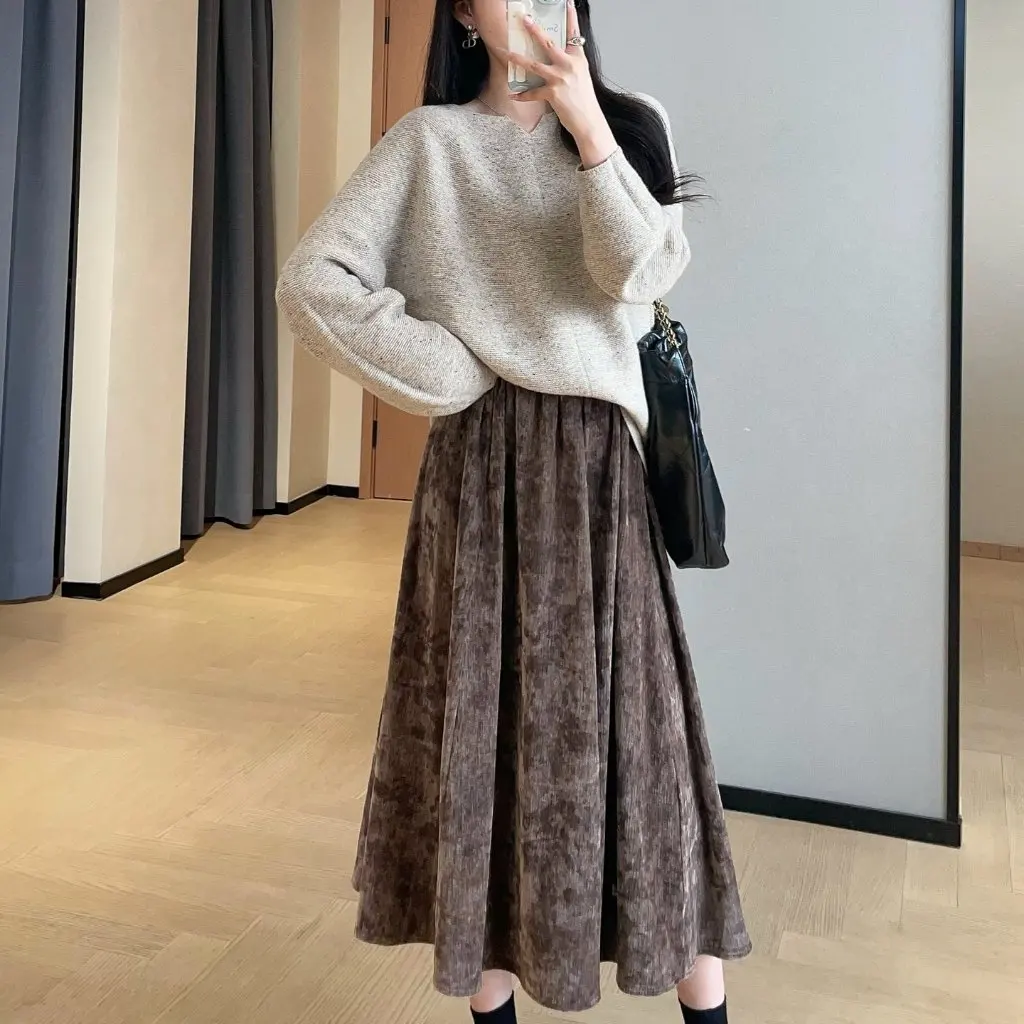

Antique Tie-dyed Velvet Chenille A-line Skirt Multi-piece Cut-off Loose Waist Style for Autumn Winter F101328