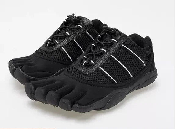 Leather Men's and Women's Climbing Running Five Finger Sports Shoes