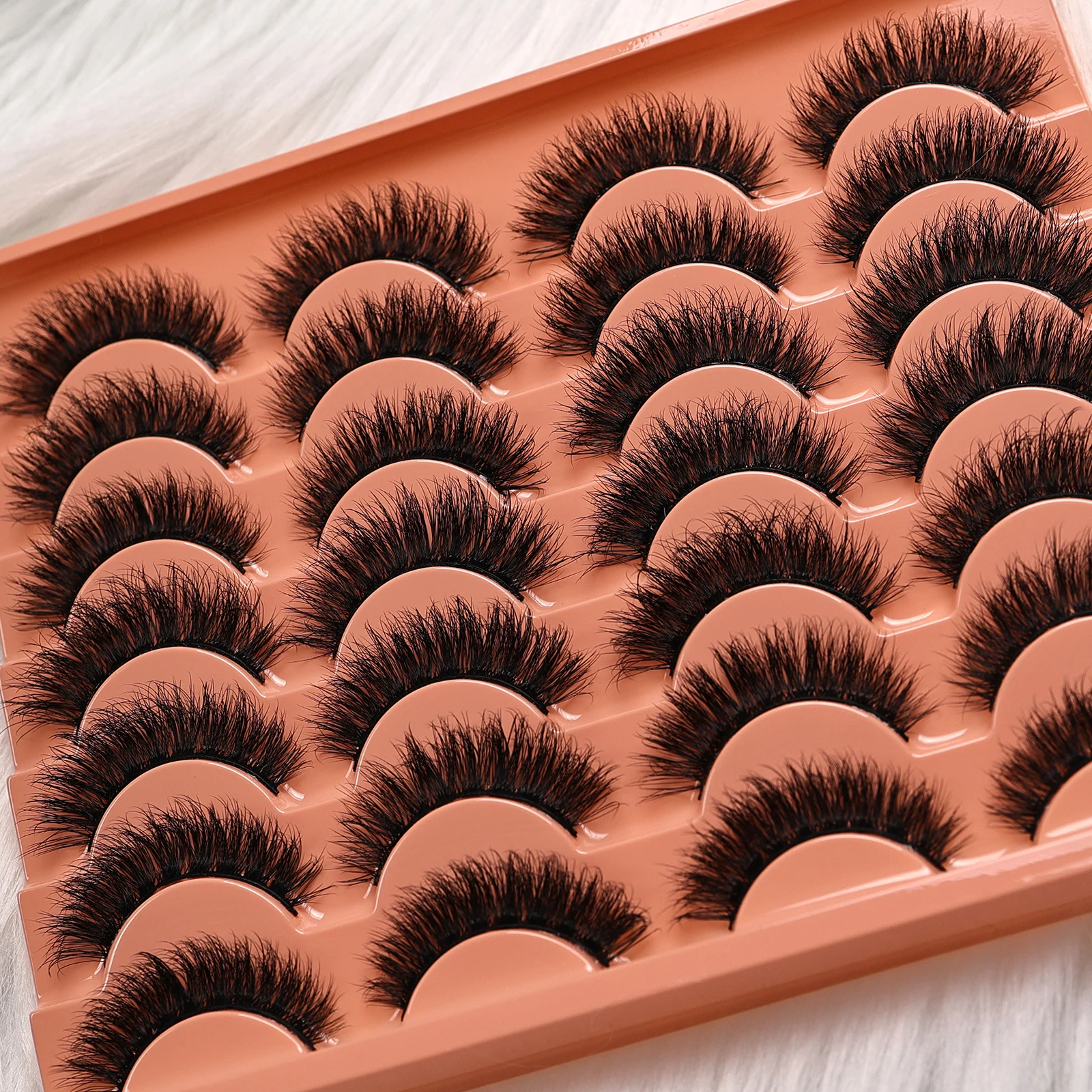 14ペアのナチュラルルックつけまつげ、毎日のメイク、デート、仕事に最適な厚くてふわふわのつけまつげ、快適で再利用可能な初心者向け