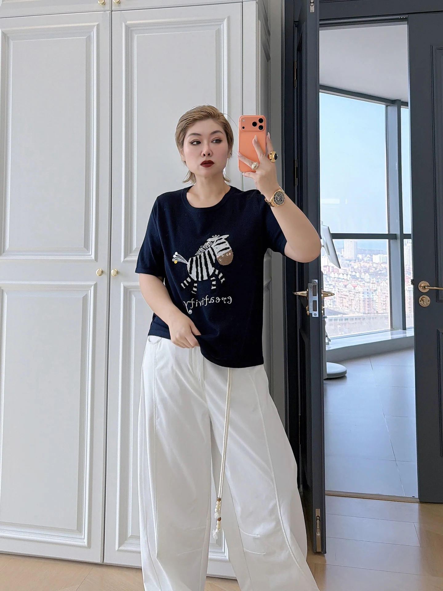 

Korean Style plus Size Women's Short Sleeve Knitted Top Embroidered Floral Loose Fit Youthful Versatile T-Shirt for Heavy Girls