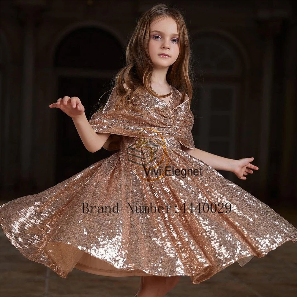 Champagne Spaghetti Straps Flower Girls Dresses for Kids 2024 Sequined Knee Length Off Shoulder Christmas Gowns فلور فتاة اللباس