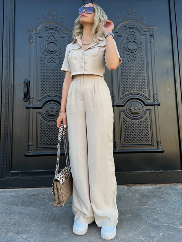 

Summer Women's Solid Color Short-sleeved Temperament Commuting Suit Comfortable Casual Lapel Top Wide-leg Pants Two-piece Sets