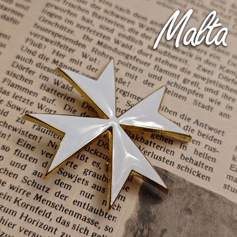 Classic Malta Medal Replica Exquisite Metal St. John Knight Cross Badge Personalized Clothing Decor Accessories Creative Gift