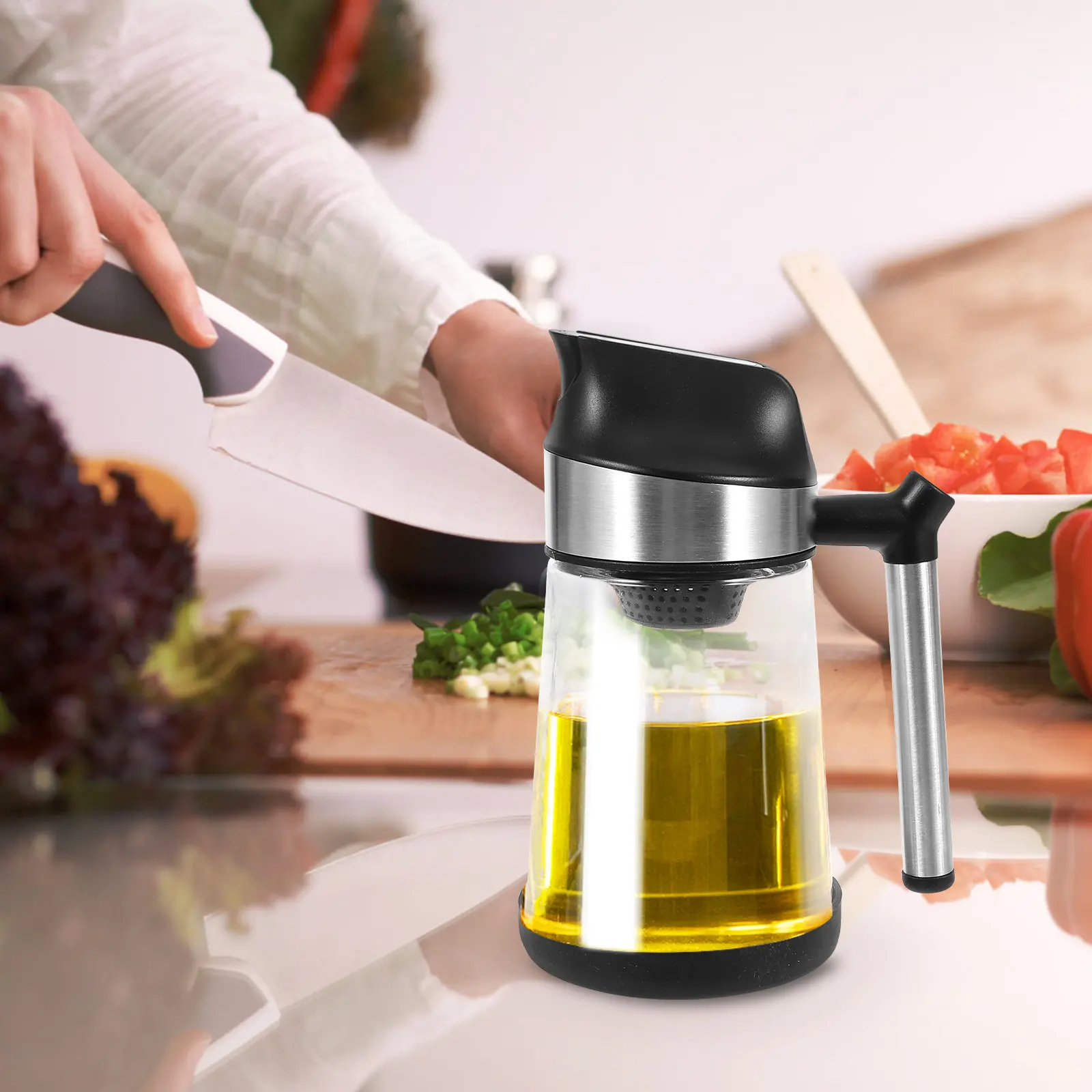 400Ml Oil Dispenser Bottle Glass Kitchen Seasoning Container Olive Oil Vinegar Soy Sauce Bottle Automatic Opening Closing Design