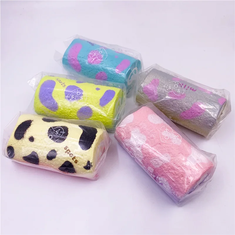 Cute Simulated Towel Cake Roll PU Slow Rebound Toys Creative Soft Pinch Music Fidget Toy Children Adult Decompression Toys