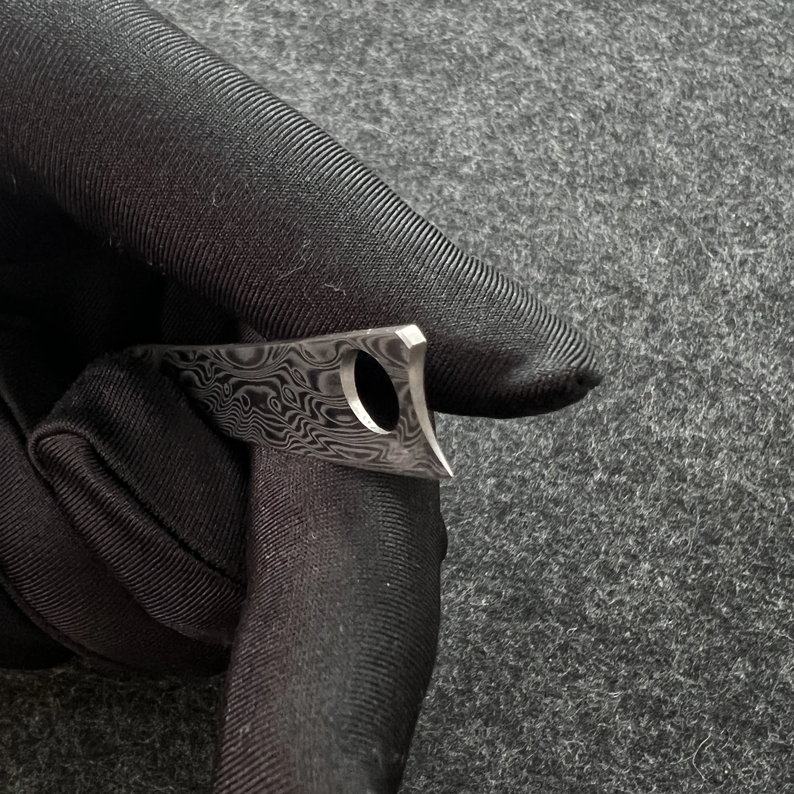 شفرة بديلة مصنوعة يدويًا من الفولاذ الدمشقي مع فتحة سهلة الفتح لسكين الجيش السويسري Victorinox مقاس 84 مللي متر هدية إكسسوارات ذاتية الصنع