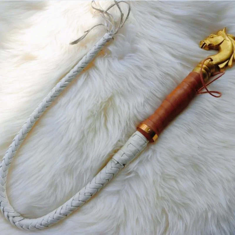 Horse head leather whip true pure leather hand-woven whip equestrian horseback ethnic grassland characteristics