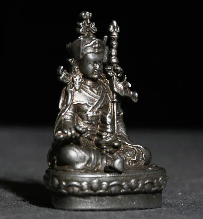 3CM Old Tibet Buddhism Miao Silver Guru Padmasambhava Rinpoche Buddha Statue