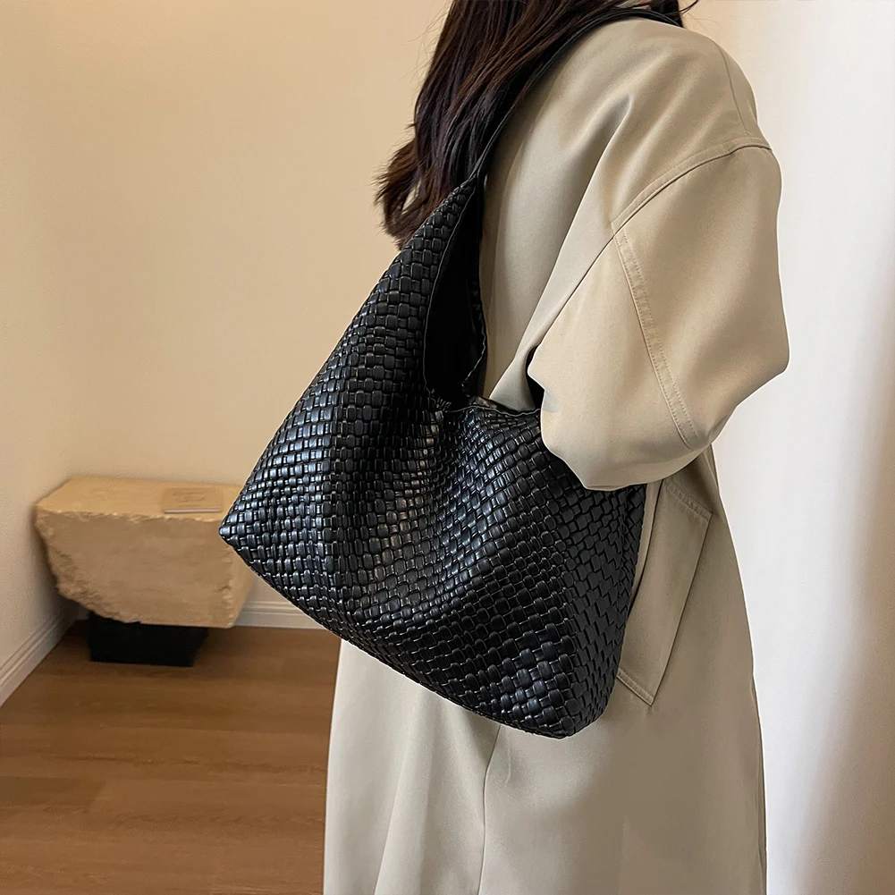 Fashion Women Shoulder Bag Large-capacity Leisure Commuting Bag with Pouch Top Handle Bag Trendy Satchel Hobo Bag Woven Tote Bag