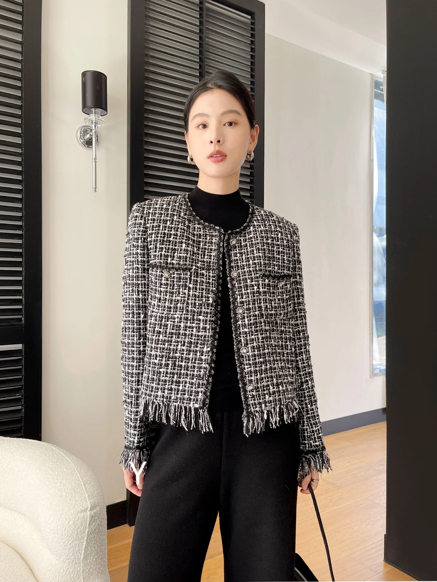 

Bla White ort Стеганая куртка Женская мода Роскошный топ на осень-зиму Универсальный повседневный топ для поездок на работу и интервью Busin