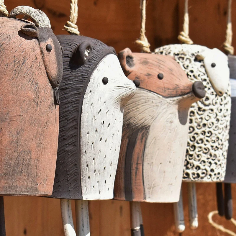 Beautiful Rustic Animal Wind Chimes,Boho Handmade Decoration for Garden Wall Window, Unique Resin Animal Chimes Decor Gift