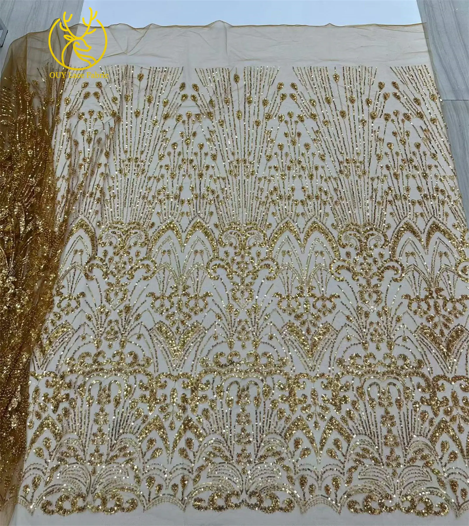 Goldener Luxus-Spitzenstoff mit Perlen und Pailletten, 5 Yards, afrikanischer Spitzenstoff, hochwertiger nigerianischer Netzspitzenstoff für Partykleider und Näharbeiten – Detail 19
