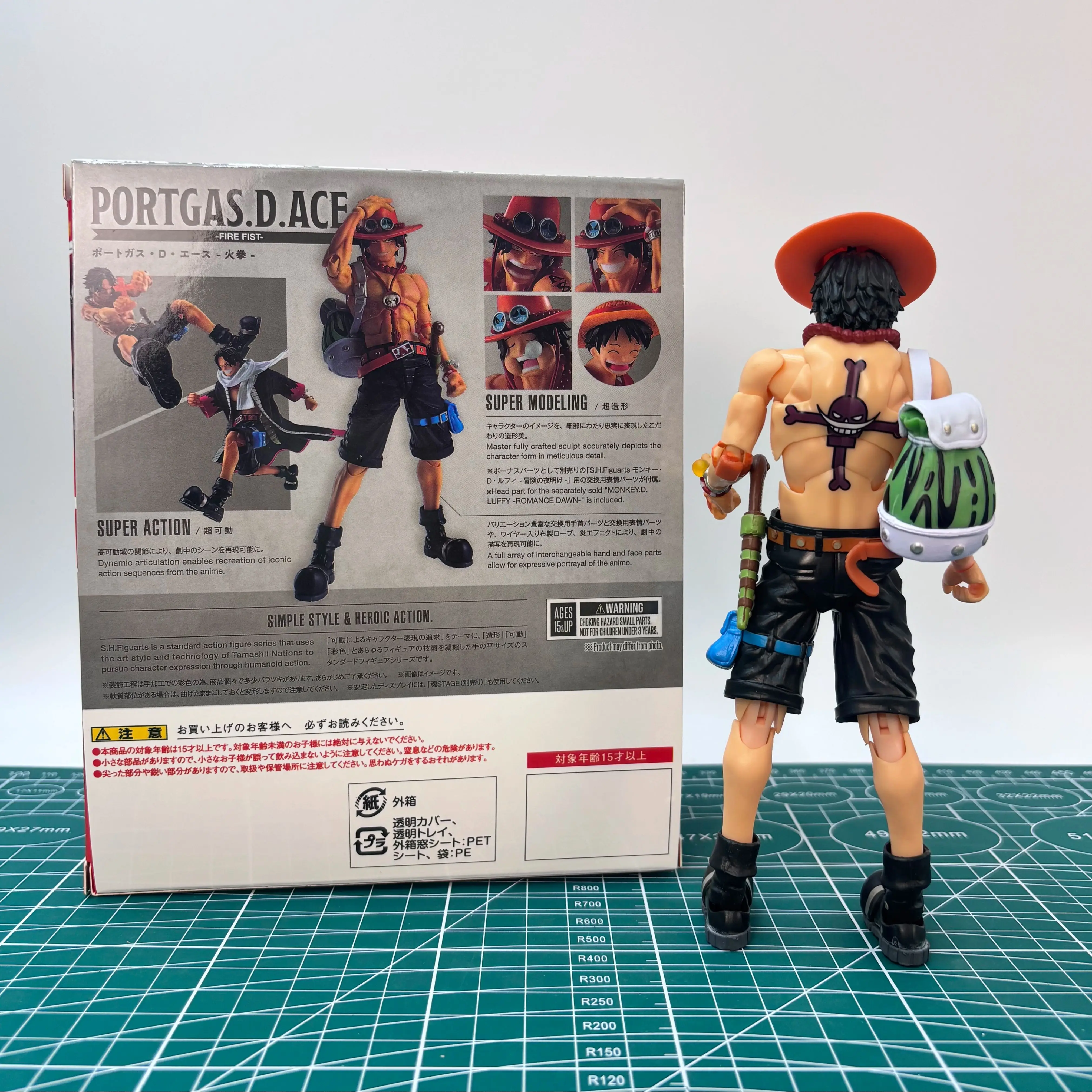 Bandai SHF One Piece Ace Actionfigur - Vollständig beweglich mit austauschbaren Gesichtern, Sammlerqualität Anime-Statue – Detail 5