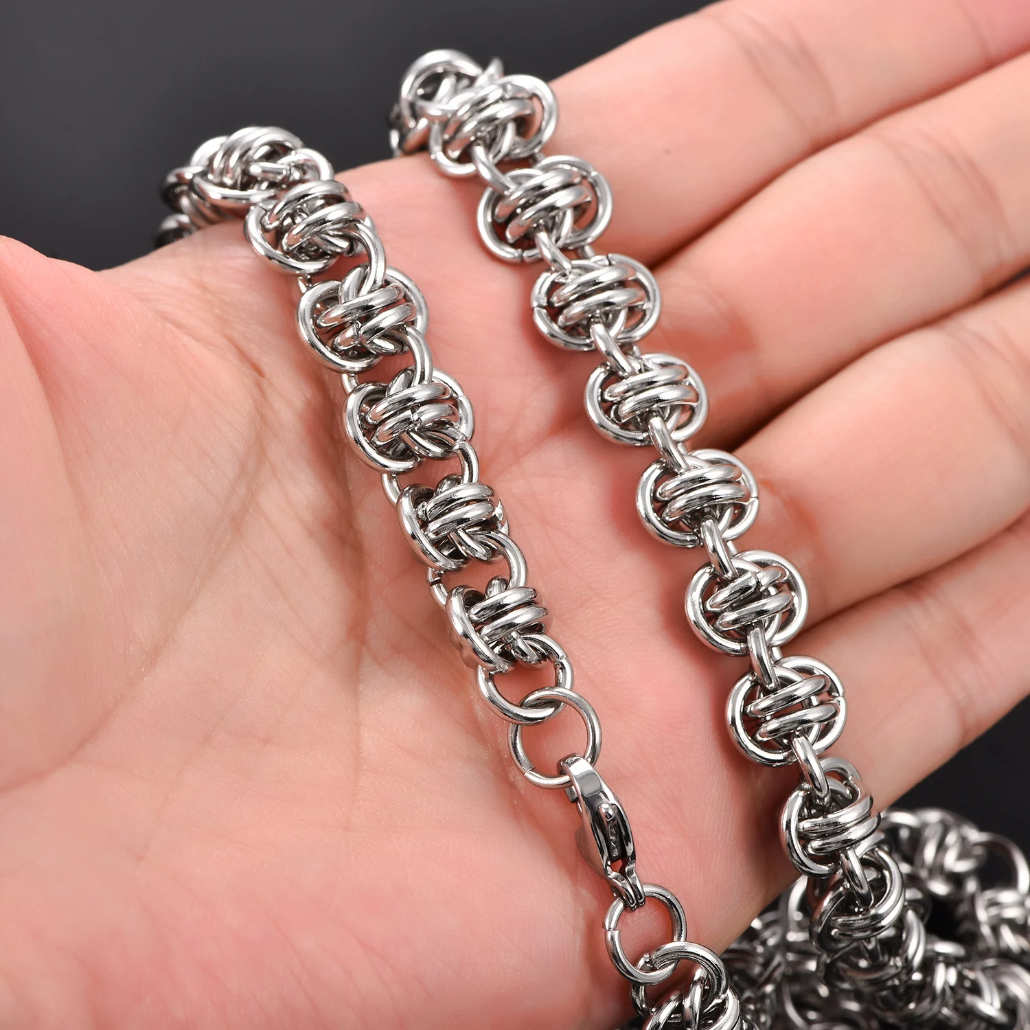 Punk Chunky Knoten-Kette aus Edelstahl, Schwere Halskette, Einzigartige Handgefertigte Panzerkette, Herrenschmuck – Detail 6