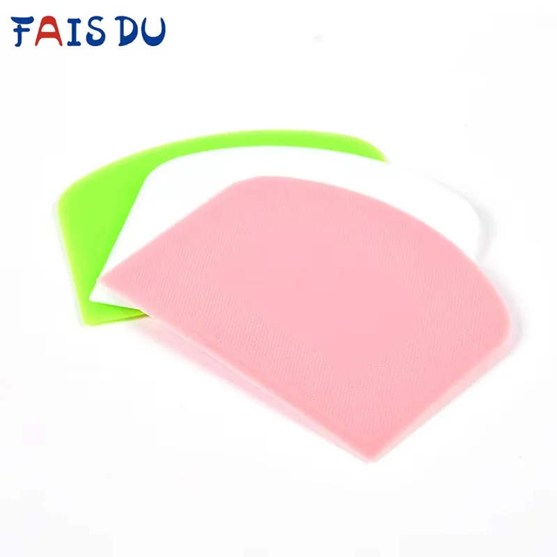 

1PC Dough Scraper Bowl Scraper Food-safe Plastic Dough Cutter Flexible Practical Bench Scraper Plastic Cake Cream Spatula