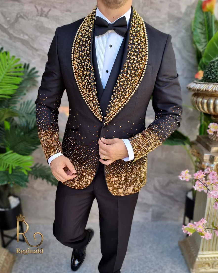 Unique Designer Mens Wedding Tuxedos Ceremony Slim Fit Gold Crystal Beads Groom Wear Party Birthday Pants Suits 2 Pieces