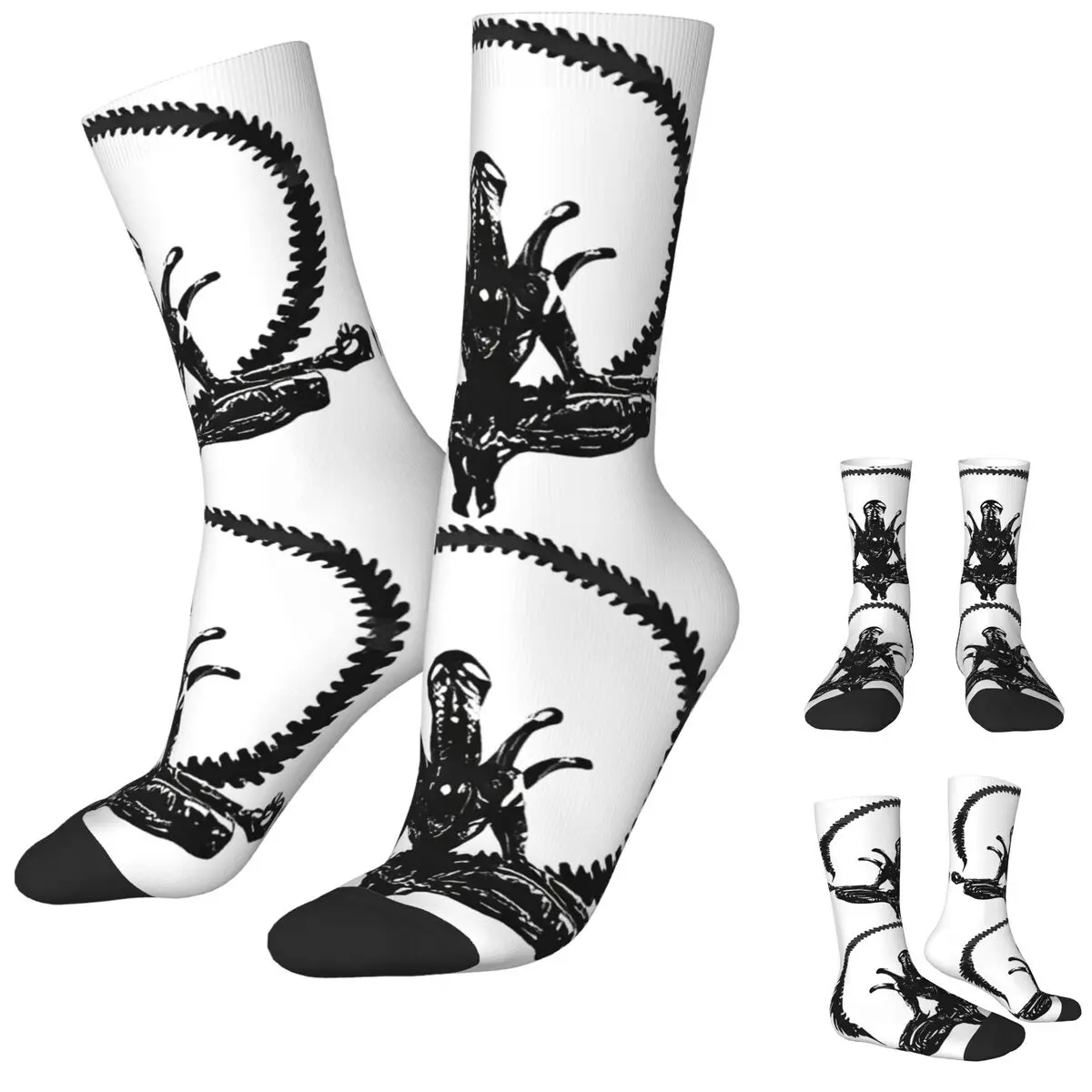 Retro Meditating Xenomorph Alien Basketball Socks Polyester Middle Tube Socks for Women Men Non-slip