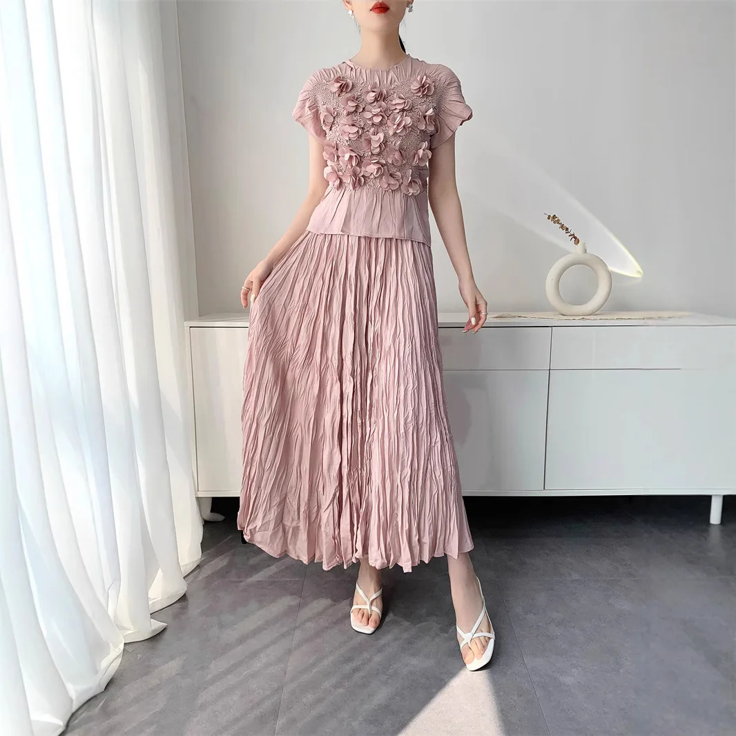 

Miyake Style Embroidered Pleated Suit for Women 2025 Summer New Solid Color Top + Skirt Comfortable and Casual Two-piece Set