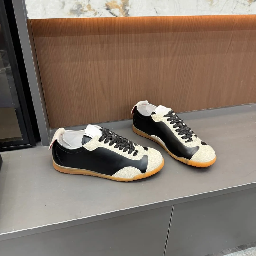 2026 New hot Men's and Women's Universal Fashion Casual Shoes - Lightly Cushioned - Anti-Slip for Outdoor Walking, Running and Sports