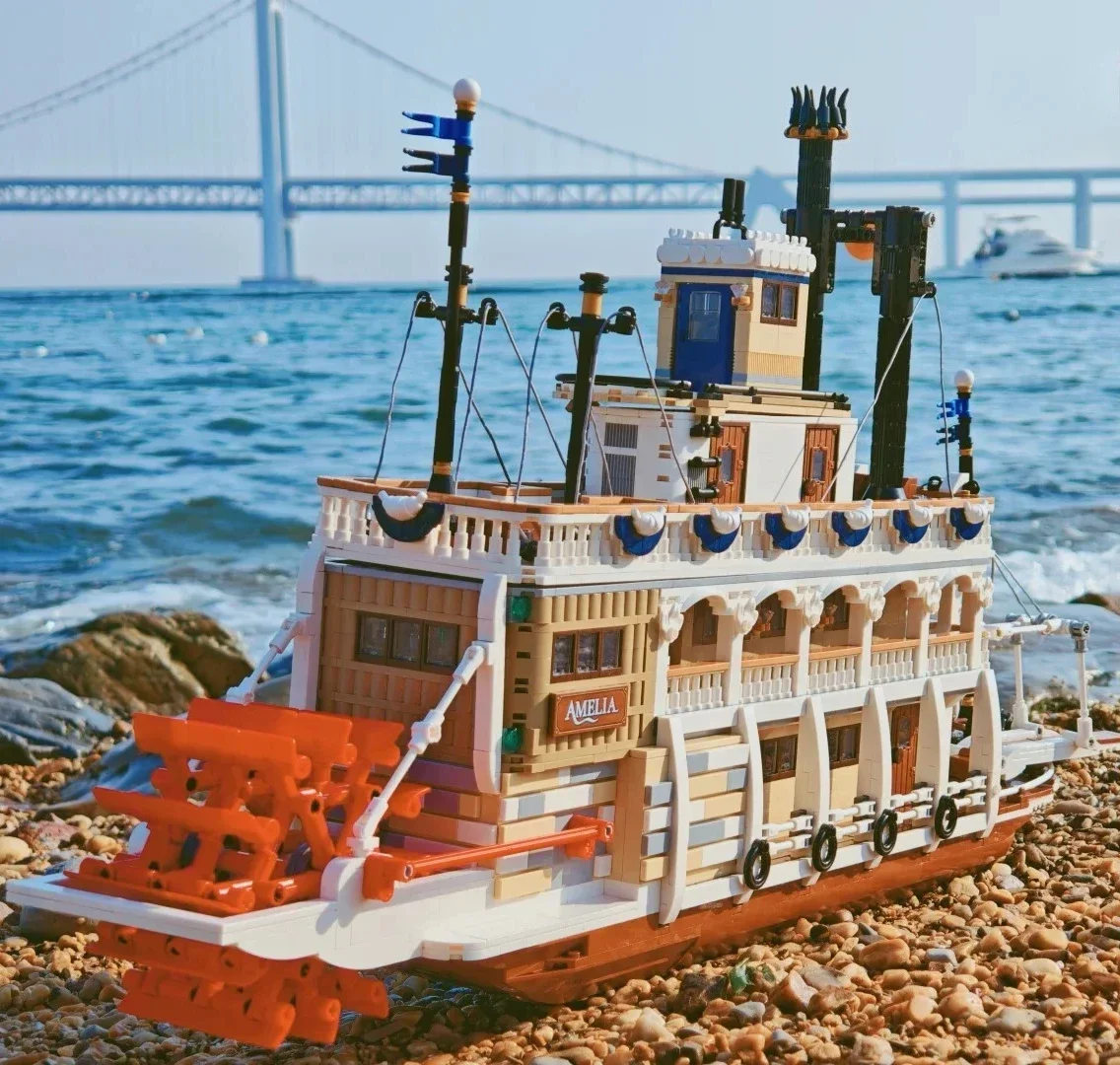 

Creative River Steamboat Building Blocks Compatible 21356 Steam Ship Model Transport Assemble Bricks Toys Gift For Kid Adult Boy