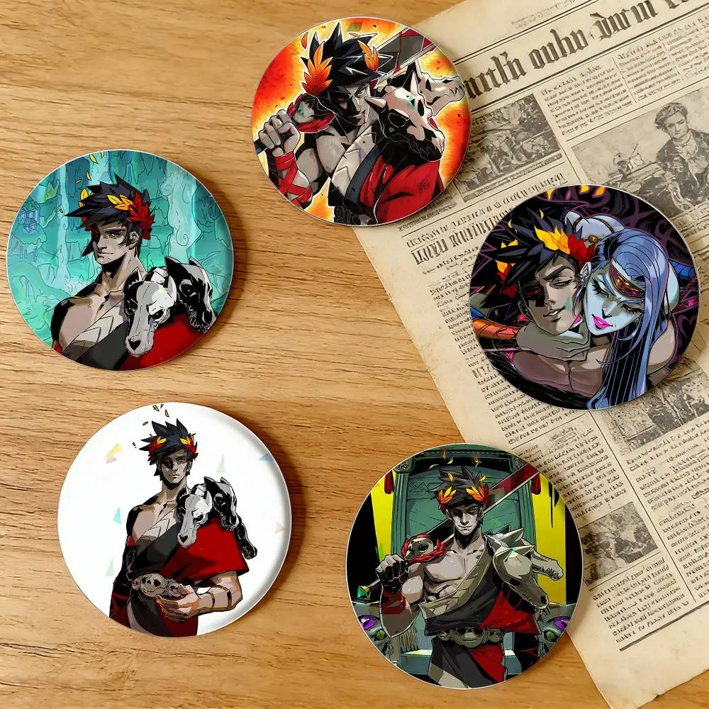 

Game Hades 32/44/58mm Handmade Pins Round Brooch Badge Backpacks Clothes Jewelry Gifts