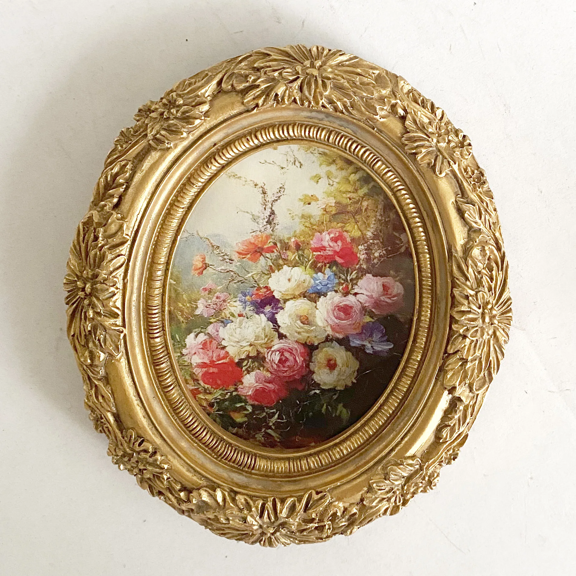 

Mutihome Room Decoration Home Decor Items French Gold Resin Photo Frame Vintage Photo Wall Restaurant Painting Frame