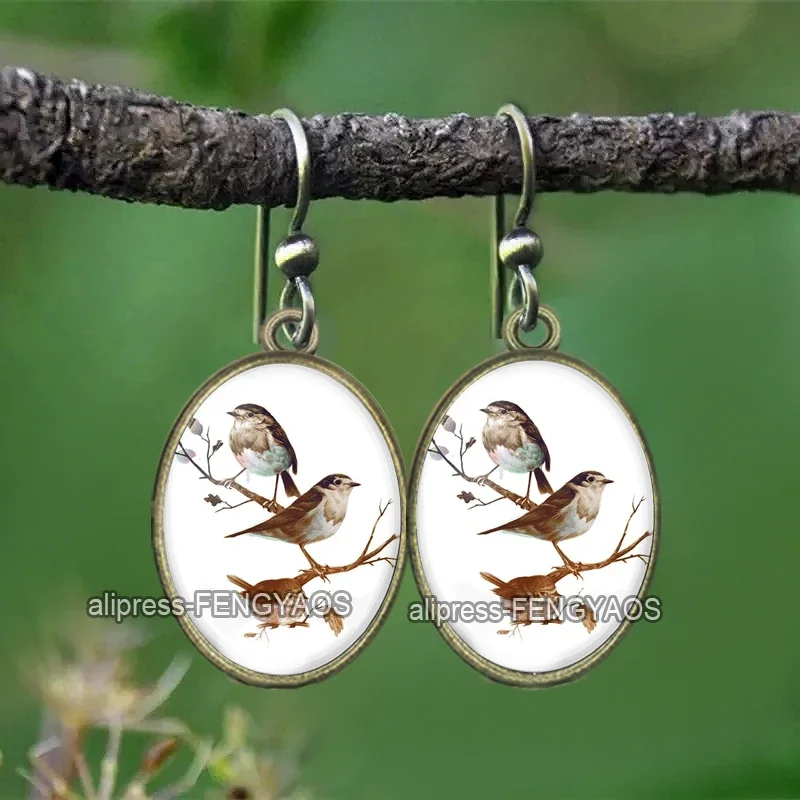 New Vintage Bird Drop Hanging Earrings for Women Bronze Girl Dangle Earring Stylish Jewelry Personality Gift