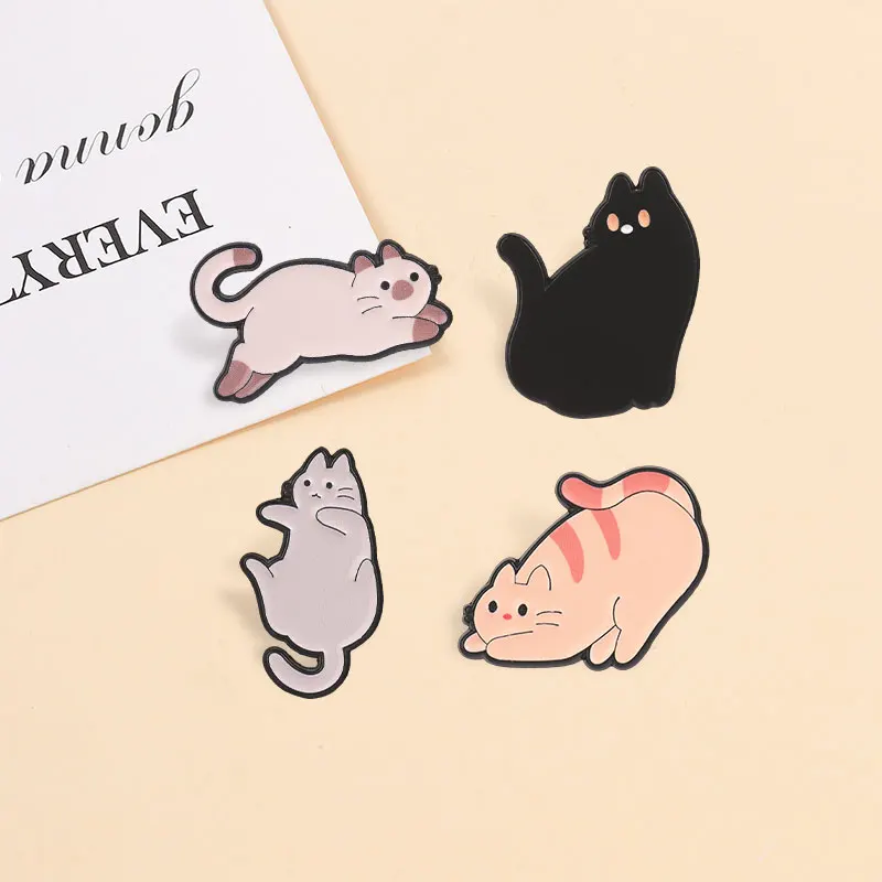 Niedliche Kawaii Cartoon-Katzen-Emaille-Abzeichen, lustige Posen, Anstecknadel, Kpop-Tierliebhaber, ästhetische Metallbrosche für Freunde – Detail 5
