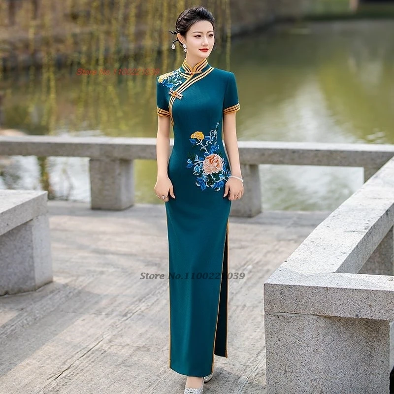 

2026 oriental improved cheongsam traditional national flower embroidery formal dress qipao vintage banquet evening dress qipao