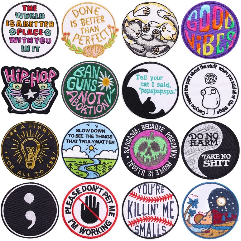 

Designer Funny Letters Cat Shoes Round Iron-on Sew Embroidery Badge Patches DIY T-shirt Hat Backpack Clothing Appliques Sticker