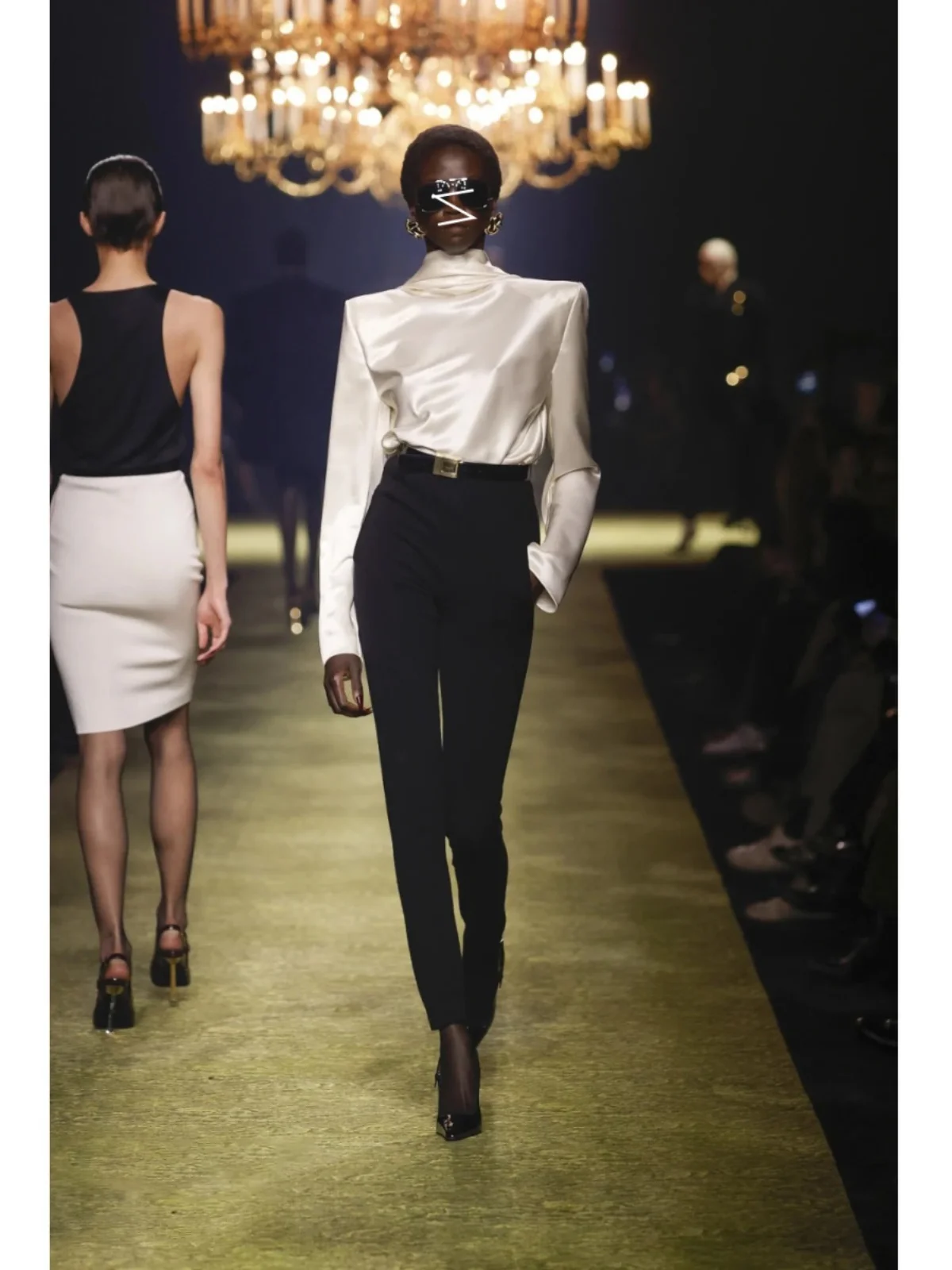 

Ele Satin Bal Long Sve High Collar Drapey Slimming Pants Set Women's Faion Winter Collection 2025