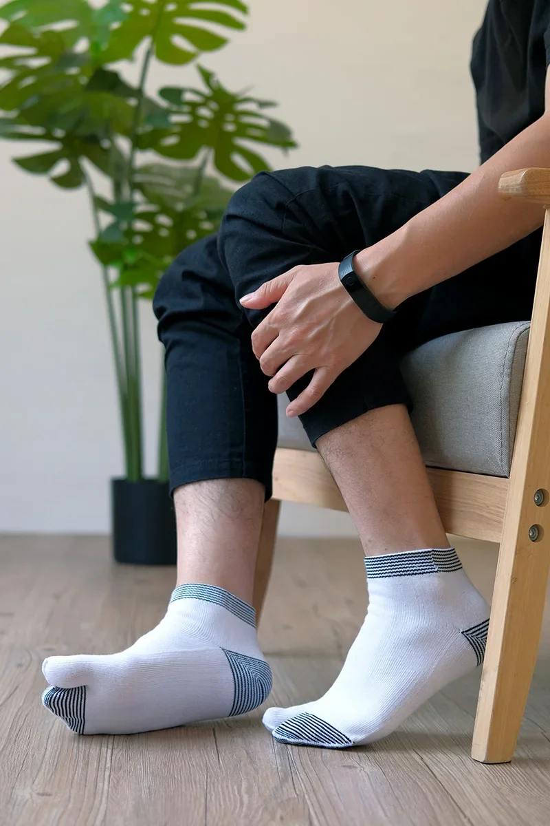 Spring And Summer Short-tube Sports Two Toe Socks Cotton 2 Finger Socks For Men