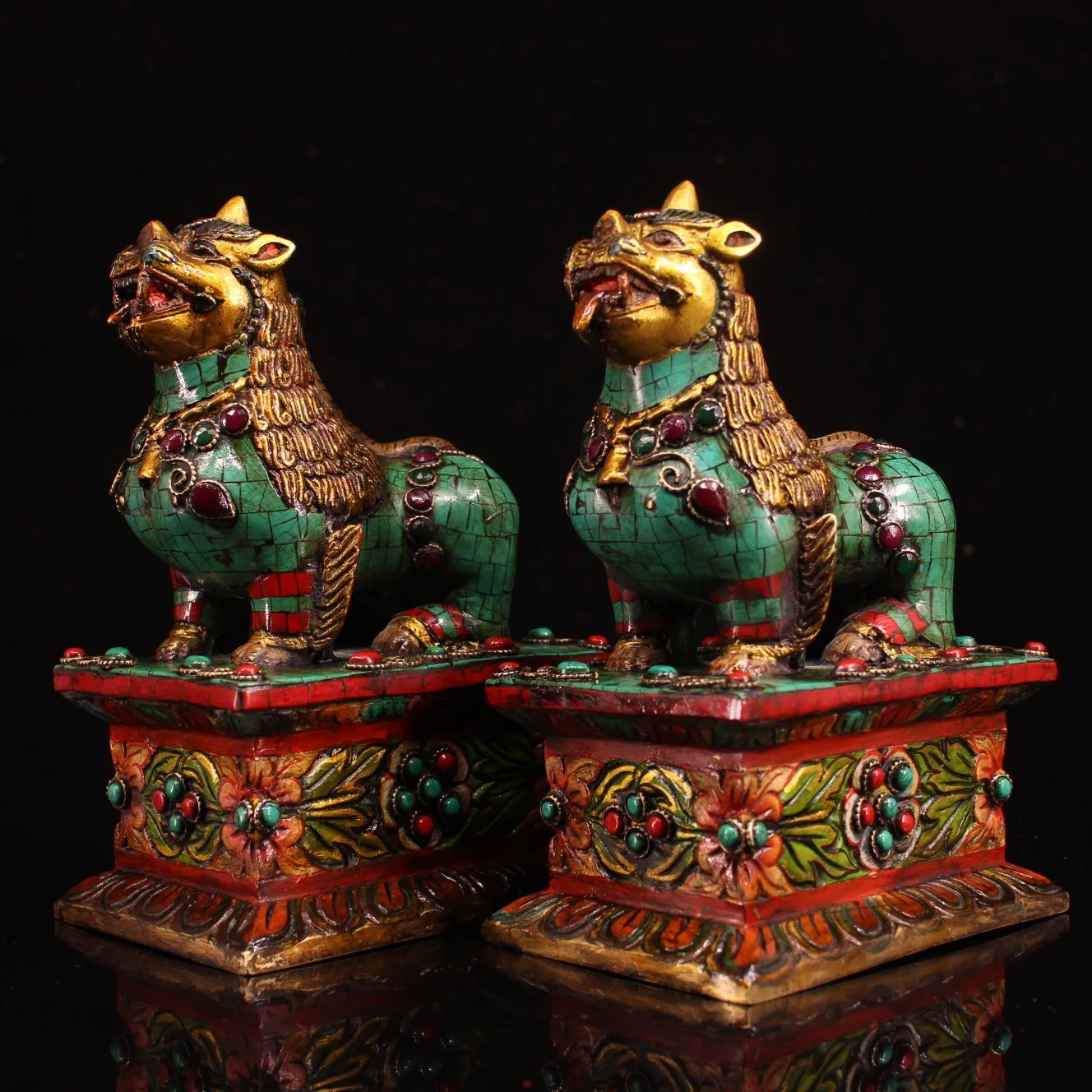 

8"Tibetan Temple Collection Old Bronze Outline in gold Mosaic Gem Turquoise Tibet Lion Divine Beast Door-God A Pair Town house