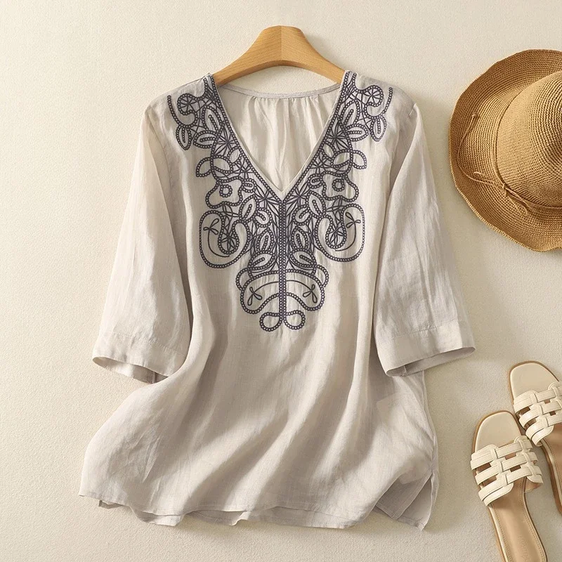 

Chinese Style Women's Blouse Embroidery Vintage Shirts Fashion Loose Summer Clothing Short Sleeve Cotton Linen Women Tops